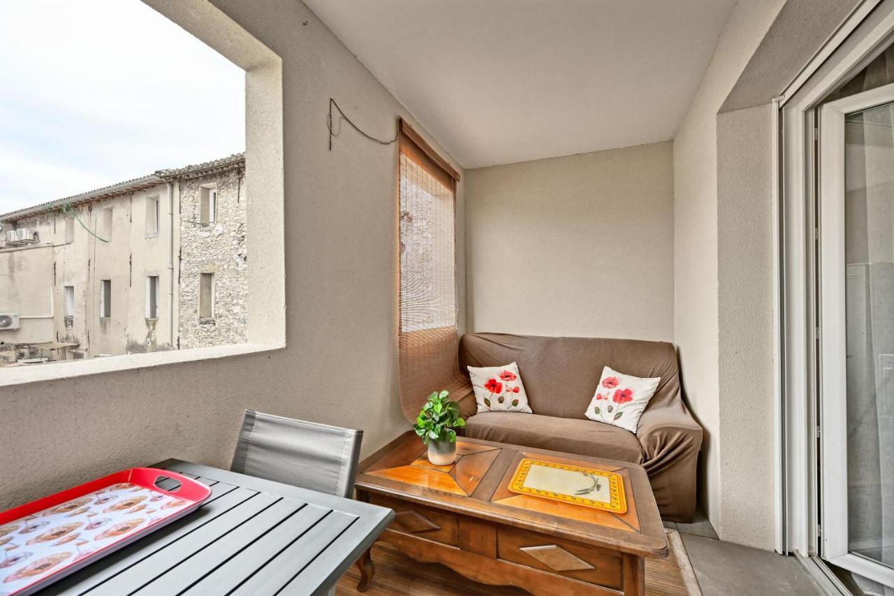 شقة Ilot Coquelicot - Parking Gratuit Securise - Ac Clim - Ascenseur - Balcon LʼIsle-sur-la-Sorgue المظهر الخارجي الصورة